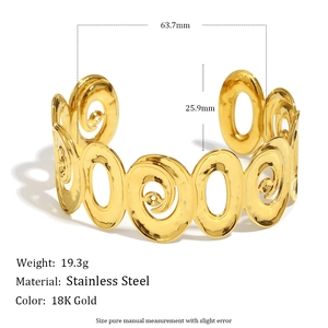 Bracelet manchette torsadé en acier inoxydable plaqué or 18 carats pour femme