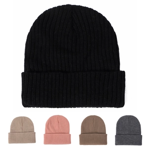 Gorro de punto para mujer en cinco colores con textura de rayas gruesas para el invierno