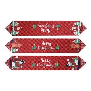 Weihnachtlicher Tischläufer mit rotem Karomuster, Weihnachtsmann, Rentier und Schneemann