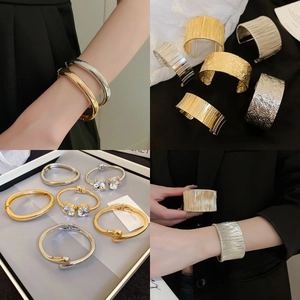 Fashion Open Cuff Bangle Bracelets Minimalist Textured Metal Crystal Shell Inlaid Light Luxury Versatile For Women