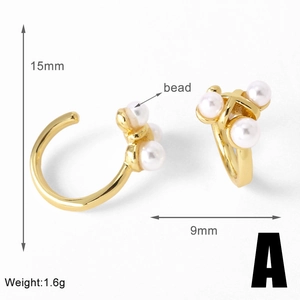 Detail showing dimensions of gold pearl ear cuff with beads and 1.6g weight