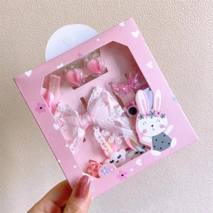 Rosafarbene Spitzenschleifen und Hasenklammern im 10-teiligen Haarschmuck-Geschenkset