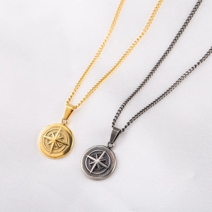 Colliers avec pendentif étoile boussole en acier inoxydable coloris or et argent