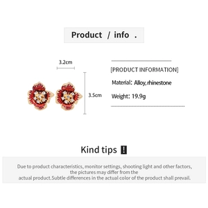 Detailed product size guide for red floral earrings with rhinestones and alloy material
