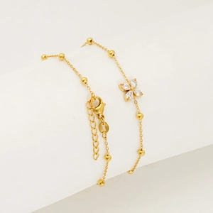 Elegant gold clover bracelet with water drop zircons and adjustable chain for women