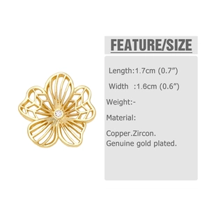 Detailed size view of five-petal flower earring made of copper, zircon and genuine gold