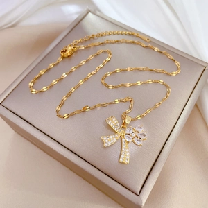 Luxurious gold titanium steel necklace with butterfly pendant and sparkling zircons