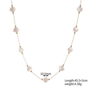 Detail showing dimensions of shell necklace with 10.5mm bead width and 45.5cm chain length
