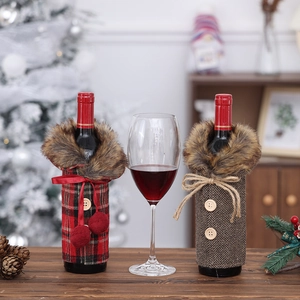 Christmas Wine Bottle Cover Plaid Herringbone Fabric Faux Fur Collar Wood Button Holiday Party Table Decor Novelty