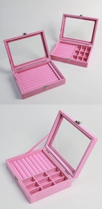 Vassoio per gioielli in velluto rosa con coperchio in vetro e chiusura in metallo