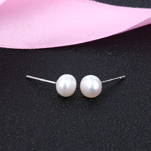 Elegant S925 silver stud earrings with high-luster white round natural freshwater pearls