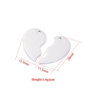 Pendentifs cœur séparables en acier inoxydable poli avec dimensions et poids indiqués