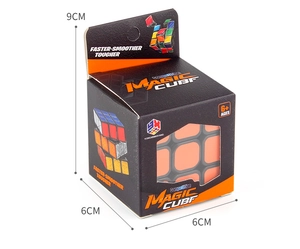 Detail view of the educational 3x3 magic cube packaging with 9cm height dimensions