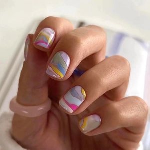 Short Square Press On Nails Colorful Abstract Wave Swirl Pattern Artificial False Nails For Women Macaron Painted