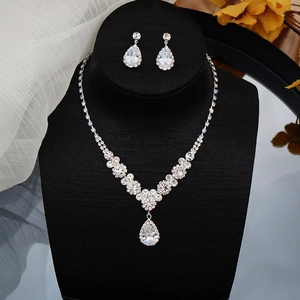 Elegant silver V-shaped zircon necklace and teardrop earrings bridal jewelry set