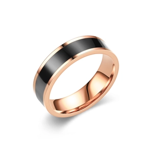 Minimalistischer Ring aus roségoldenem Titanstahl mit schwarzem Emaille-Inlay und Politur