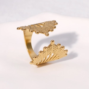 Vintage geometric fan hollow stainless steel open ring in gold finish on ceramic