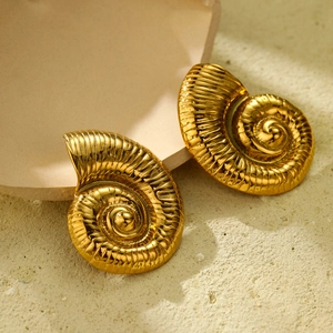 Fashion Stainless Steel Conch Shell Stud Earrings For Women Gold Plated Snail Shell Spiral Geometric Earrings Jewelry Gift