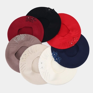 Chic British vintage knitted berets for women with lace flowers and sparkling rhinestones