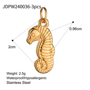 Detailed view of 18k gold plated stainless steel seahorse pendant with size dimensions