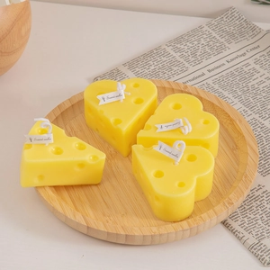 Cheese Scented Candle Realistic Swiss Cheese Shape Paraffin Wax Yellow Smokeless Decorative Candle For Home Birthday Gift