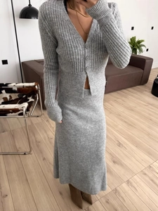 Cardigan In Maglia E Gonna Lunga Elegante Scollo A V Con Bottoni Manica Lunga Tinta Unita Vestibilità Slim Autunno Inverno