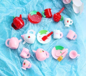 Miniature resin strawberry teapot and cup set for dollhouse DIY accessories