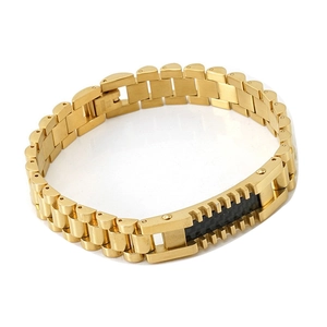 Detail of 18K gold stainless steel bracelet with black carbon fiber inlay and link design