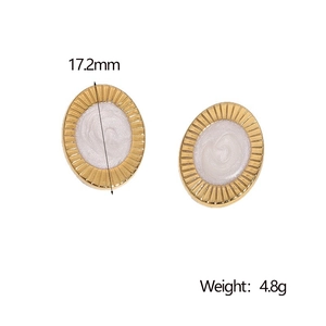 Klassische ovale Emaille-Ohrstecker mit 18k Vergoldung und weißer Marmortextur, 17,2 mm groß