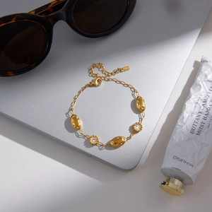 Bracciale minimalista in acciaio inossidabile placcato oro 18k con zirconi e perle