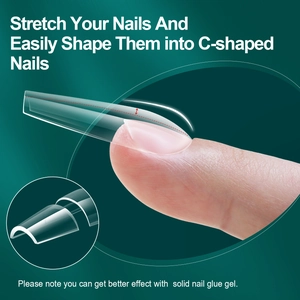 Détails macro des capsules d'ongles cercueil givrées avec courbe en C parfaite