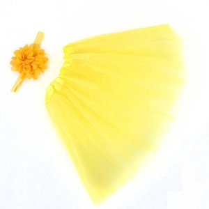 Newborn baby photography set featuring yellow chiffon tutu skirt and matching floral headband
