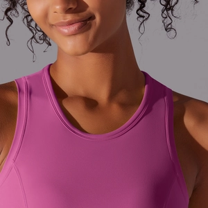 Débardeur de yoga rose rouge pour femme en nylon avec col rond et bretelles larges