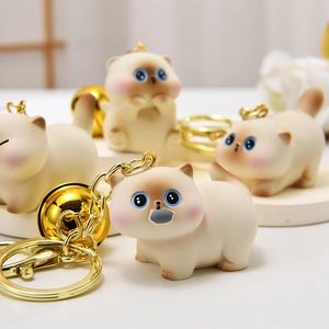 Cute Siamese cat resin keychain set with golden bell and ring for bag decoration