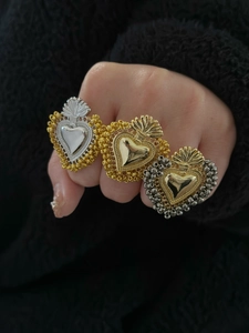 Anelli Sacro Cuore con bordi decorati a perline in finitura oro e argento lucido