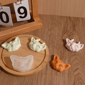 Detailed silicone mold for DIY resin devil cat charms with intricate fur texture
