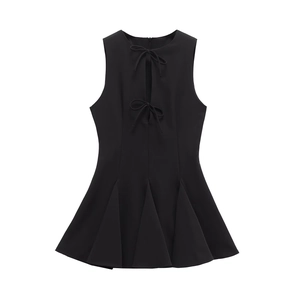 Elegant black sleeveless dress featuring double bow ties, cutout chest, and pleated flared hem