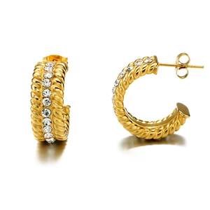 Elegante goldene gedrehte Creolen mit weißen Zirkonia-Steinen für die Damen-Schmuckkollektion