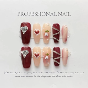 Handgefertigte Aufdrückbare Nägel Burgund Rosa Herz Strass Künstliche Perle Metallkette Handbemalte Blume Glänzender Sarg Luxus
