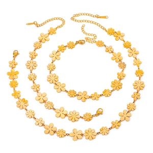 Set aus 18 Karat vergoldetem Edelstahlschmuck mit Gänseblümchen-Ketten und Armband