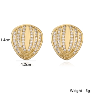 Detailed size view of gold shell-shaped earrings with white zircon measuring 1.4cm by 1.2cm