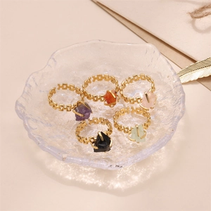 Set di anelli retrò con pietre naturali e fasce a catena d'oro regolabili in cinque colori