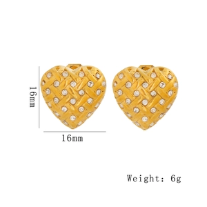 Golden heart-shaped stud earrings with woven texture and sparkling stones, 16mm size