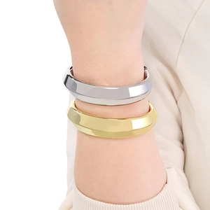 Bracelets joncs ouverts en forme de C en acier inoxydable plaqué or 18 carats