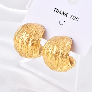 French Style Textured Titanium Steel C-Shaped Hoop Earrings For Women Lava Texture Gold Plated Minimalist Fashion Jewelry