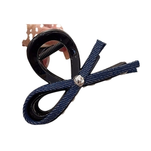 Pince à cheveux nœud en denim bleu foncé avec base de clip requin noir pour femme