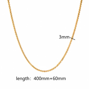 Detailed view of a 3mm wide gold-plated stainless steel chain with length specifications