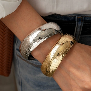 Wide Cuff Bracelet Alloy Metallic Crocodile Snake Skin Pattern Textured Polished Trendy Statement Jewelry For Women