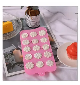 15-cavity pink silicone floral mold for baking chocolate and handmade desserts