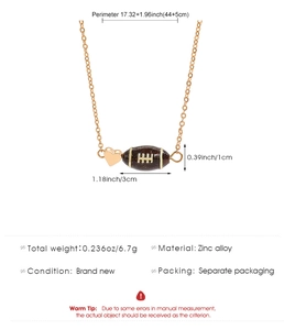 Detailansicht der goldene Herz-Rugby-Halskette mit Maßen 44+5cm und Materialinformationen